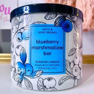 Blueberry Marshmallow Bar Candle
